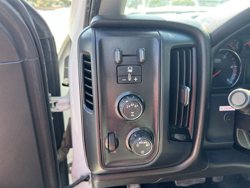 Used 2019 Chevrolet Silverado 3500 W/T w/ WT Convenience Package AWD/4WD image 16