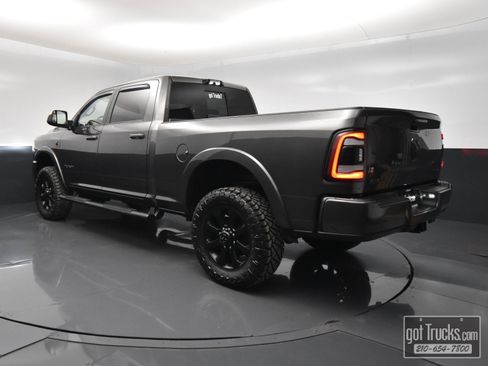 Used 2022 RAM 2500 Laramie AWD/4WD image 5