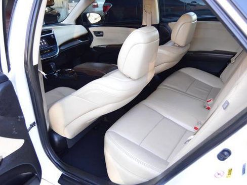 Used 2014 Toyota Avalon XLE Touring image 39