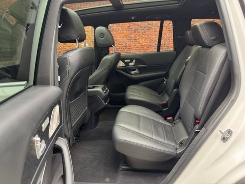 Certified 2023 Mercedes-Benz GLS 450 4MATIC image 24