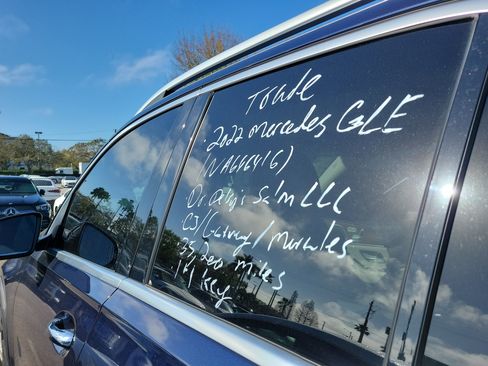 Used 2022 Mercedes-Benz GLE 350 4MATIC image 6