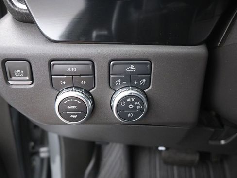 Used 2023 GMC Sierra 1500 Elevation AWD/4WD image 19