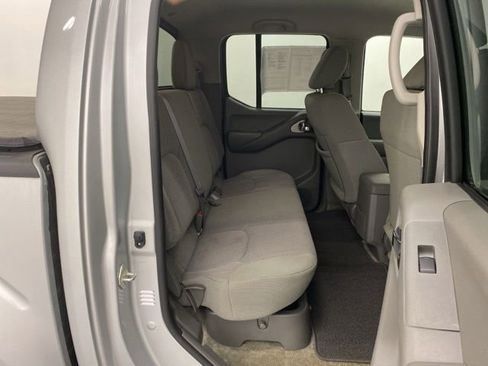 Used 2018 Nissan Frontier SV AWD/4WD image 29