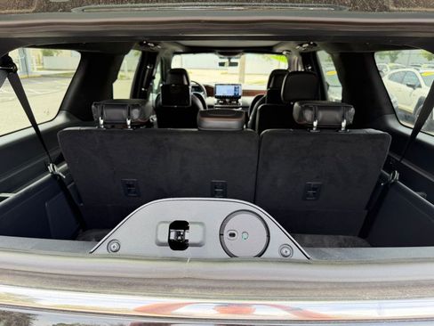 Used 2023 Lincoln Navigator L Black Label image 7