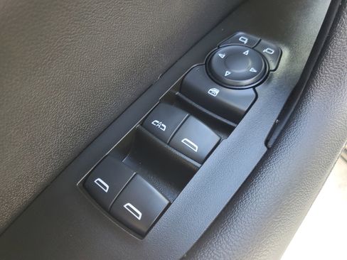 Used 2024 Chevrolet Blazer LT image 19