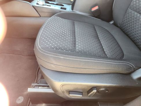 Used 2023 Ford Escape Active w/ Tech Pack #2 image 30