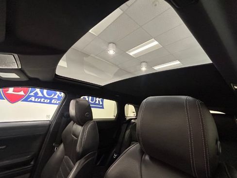 Used 2017 Land Rover Range Rover Evoque HSE Dynamic AWD/4WD image 37