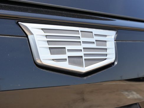Certified 2022 Cadillac Escalade Sport Platinum w/ Heavy-Duty Trailer Package AWD/4WD image 19