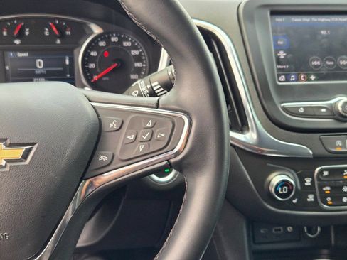 Used 2023 Chevrolet Equinox LT FWD image 30