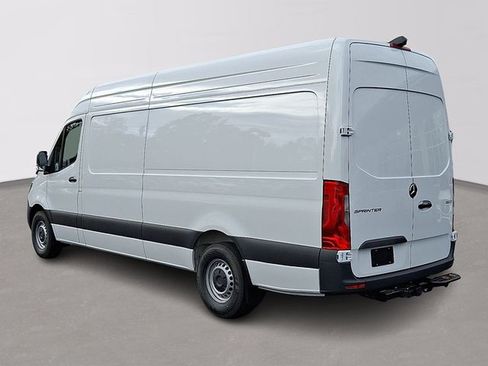 Used 2026 Mercedes-Benz Sprinter 2500 image 6