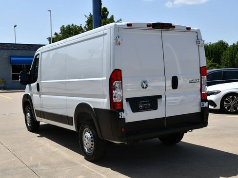 Used 2026 RAM ProMaster 2500 w/ Convenience Group FWD image 6