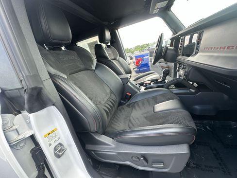 Used 2024 Ford Bronco Raptor w/ Interior Carbon Fiber Pack 6 AWD/4WD image 34