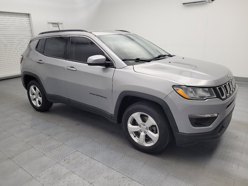 Used 2020 Jeep Compass Latitude w/ Cold Weather Group AWD/4WD image 11