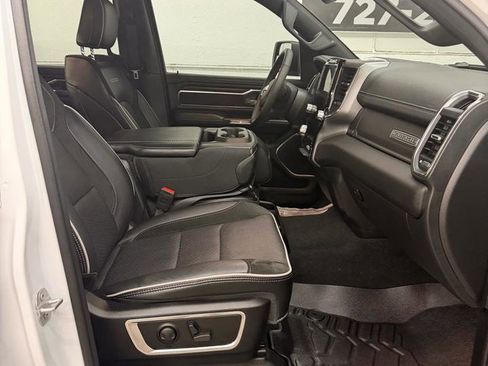 Used 2025 RAM 1500 Laramie AWD/4WD image 34