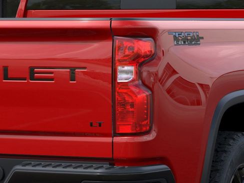 New 2026 Chevrolet Silverado 2500 LT w/ Trail Boss Package AWD/4WD image 11