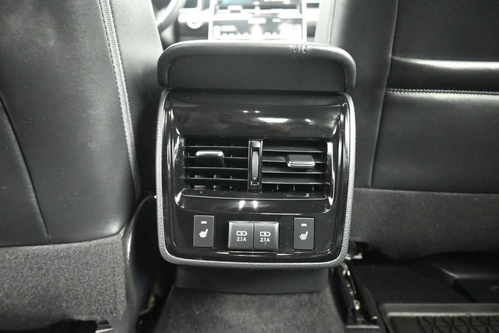 Used 2020 Toyota Avalon Touring w/ Advanced Safety Package FWD image 37