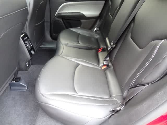 Used 2026 Jeep Compass Limited w/ Sun, Sound & Navigation Group AWD/4WD image 8
