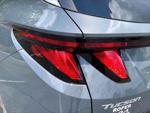 Used 2025 Hyundai Tucson SEL AWD/4WD image 28