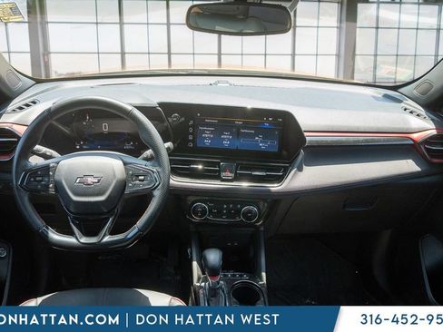 Used 2024 Chevrolet TrailBlazer RS w/ Convenience Package FWD image 4