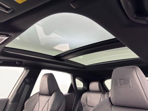 Used 2023 Lexus RX 500h F Sport image 12