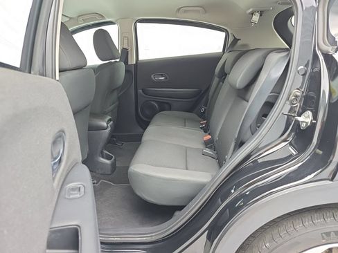 Used 2019 Honda HR-V LX image 36