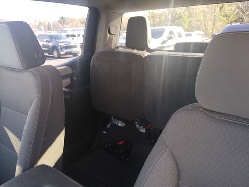 Used 2022 Chevrolet Silverado 1500 LT image 13