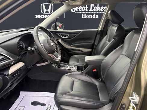 Used 2023 Subaru Forester Limited AWD/4WD image 9