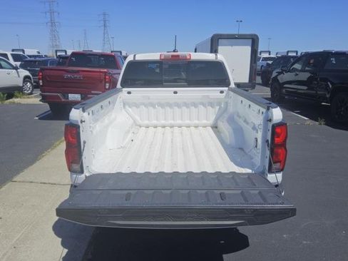 Used 2023 Chevrolet Colorado LT w/ LT Convenience Package III RWD image 3