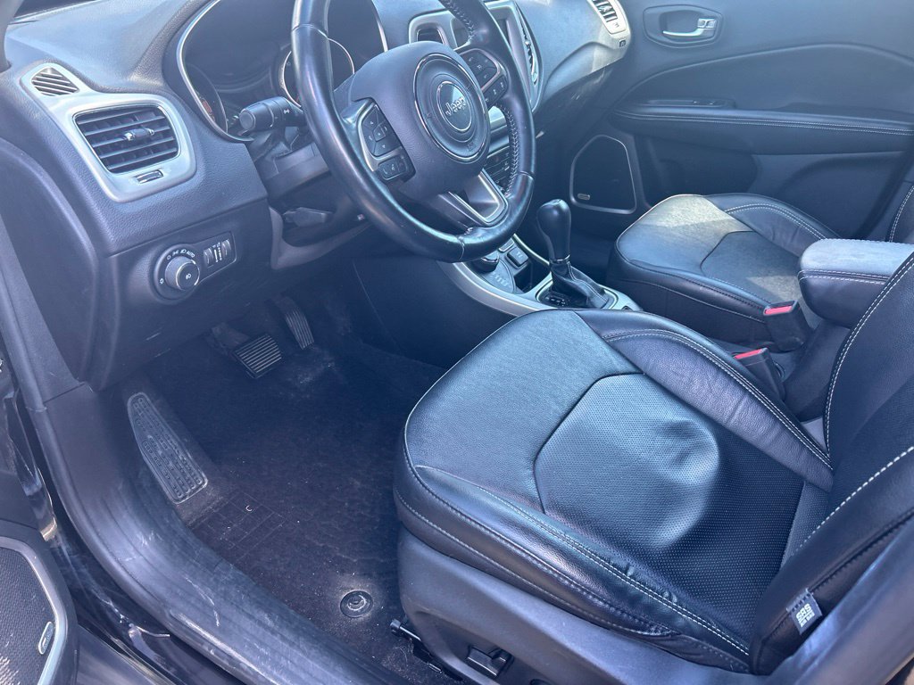 Used 2021 Jeep Compass Latitude w/ Sun and Sound Group AWD/4WD image 4