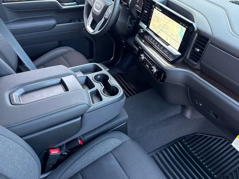 New 2026 GMC Sierra 1500 Elevation image 12