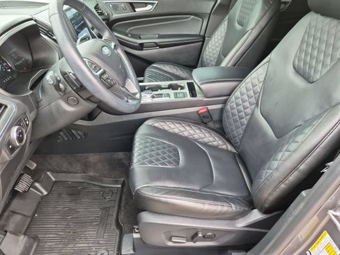 Used 2024 Ford Edge Titanium w/ Equipment Group 301A AWD/4WD image 16