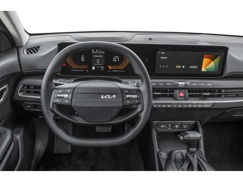 Certified 2025 Kia K4 FWD image 4