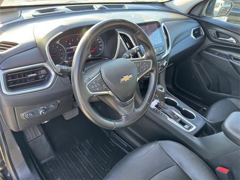 Used 2020 Chevrolet Equinox LT w/ Midnight Edition image 11