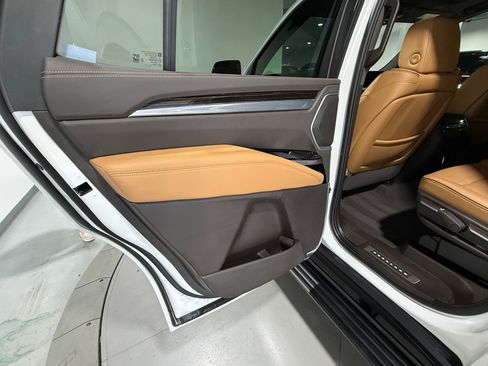 Used 2025 Cadillac Escalade Premium Luxury w/ Touring Package AWD/4WD image 60