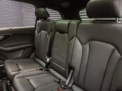 Used 2025 Audi Q7 3.0T Prestige image 17