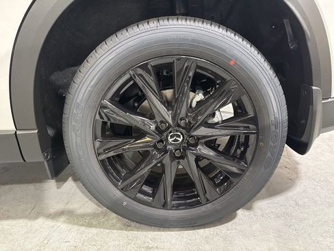 New 2025 MAZDA CX-5 Carbon Edition image 37