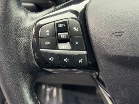 Certified 2021 Ford Escape SEL w/ Technology Package image 10