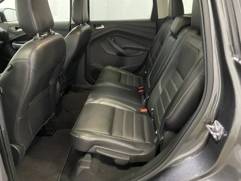 Used 2019 Ford Escape Titanium w/ U9j03 - Titanium Tow Package image 11