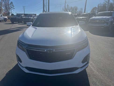 Used 2022 Chevrolet Equinox RS w/ Infotainment Package image 8