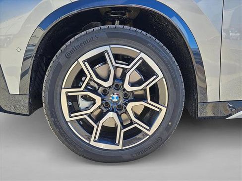Used 2026 BMW X1 xDrive28i w/ Technology Package AWD/4WD image 9