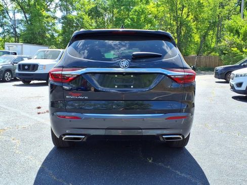 Used 2020 Buick Enclave Premium w/ Sun and Sites Package image 4