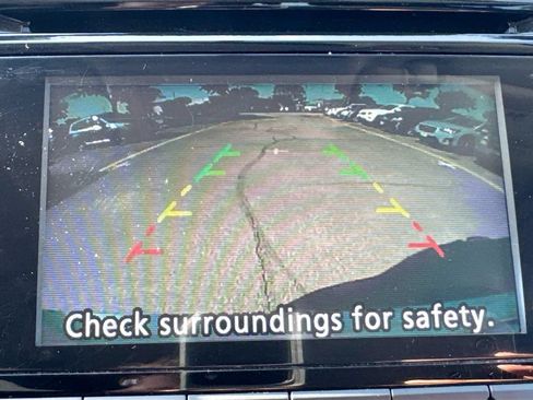 Used 2017 Nissan Rogue SV FWD image 15