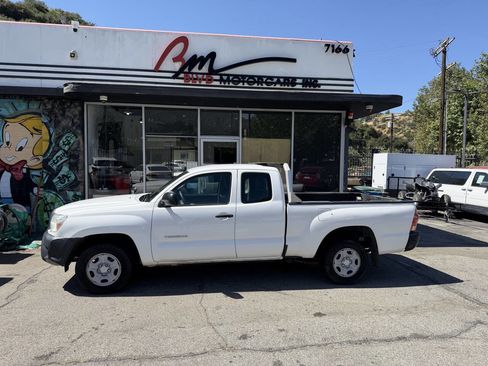 Used 2013 Toyota Tacoma 2WD Access Cab image 5