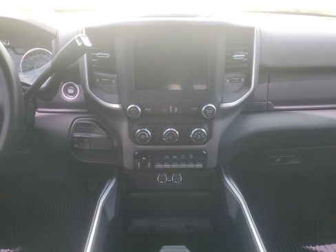Used 2022 RAM 2500 Big Horn w/ Night Edition AWD/4WD image 10