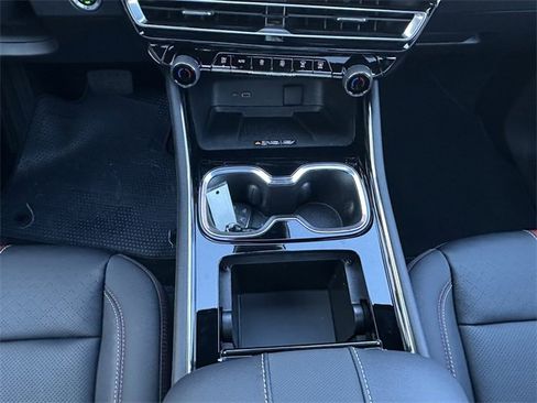 New 2026 Chevrolet Traverse RS image 17