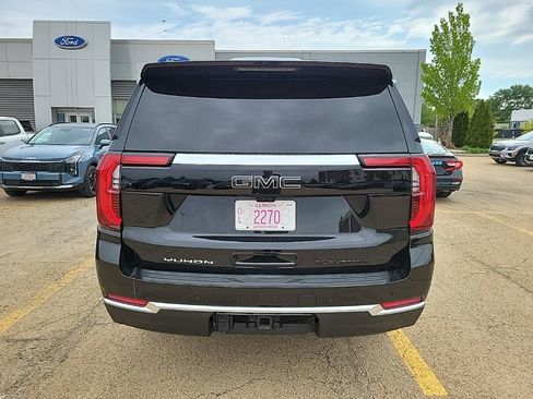 Used 2025 GMC Yukon XL Elevation w/ Technology Package AWD/4WD image 3