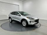 Used 2020 Ford Escape SE image 2