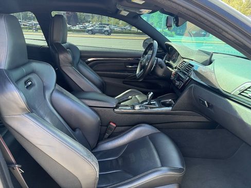 Used 2018 BMW M4 Coupe w/ Competition Package RWD image 20