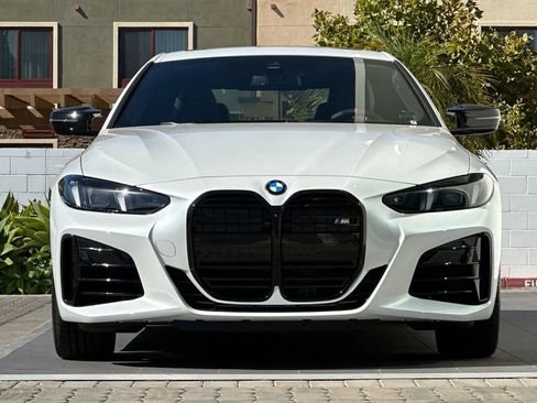 New 2026 BMW 440i xDrive Coupe w/ Parking Assistance Package image 8