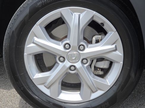 Used 2023 Honda HR-V LX image 11